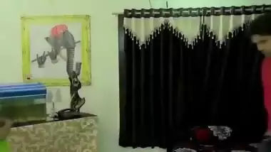 Hot sex clip of an Indian hotty enjoying with her brother-in-law