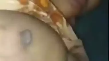 Married Bangladeshi female takes Desi hubby's XXX cock into fat cunt