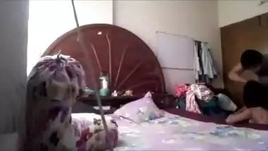 Hindi Sex Video Desi Mms Of Indian Wife With Neighbor’s Son!