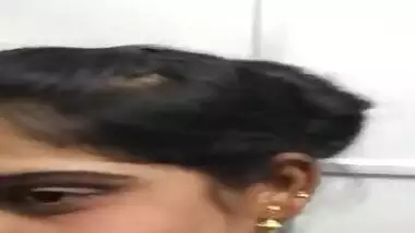 Desi woman exposes XXX boobs that she hides under fabric more than often