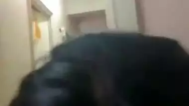 Desi naughty handjob MMS video taken by a horny lover