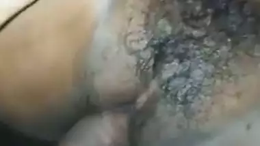 Homemade Hindi xxx chudai of a village lady