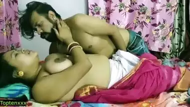 Indian sexy bhabhi getting hot for sex but who will fuck her? watch till the end