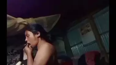 Big boobs mom changing dress caught by son viral MMS