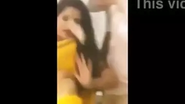 Sexy bhabhi in yellow saree foreplay sex with desi lover of Delhi
