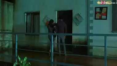 Yatri Main Ratri Aor Girl