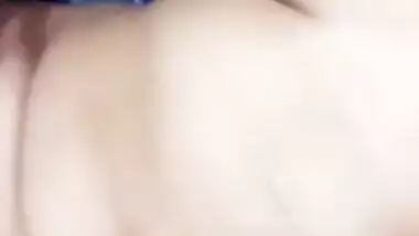 Horny Indian XXX woman seduces her amazing boobs and pussy