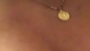 Big boobs Indian aunty Boob play MMS