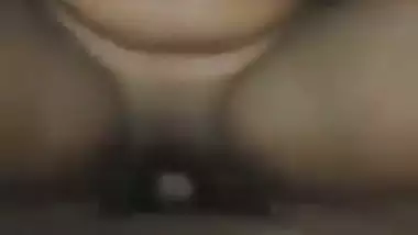 Desi xxx video of a hot girl riding like a whore