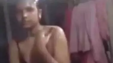 Bengali sexy bhabhi bathing mms recorded