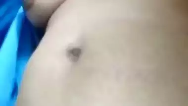 Mallu aunty pooru show MMS video
