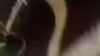 Man fucks shaved pussy in desi outdoor xxx MMS