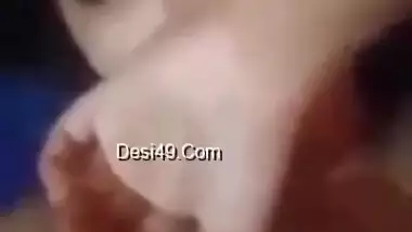 Sexy Desi Girl Shows Her Boobs