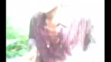Desi sex mms clip of village bhabhi fucked by neighbor in jungle