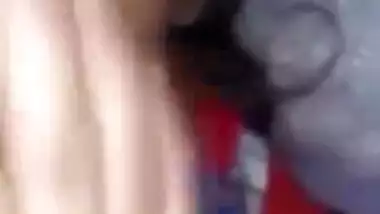 Desi girl enjoying boob press from her boyfriend MMS