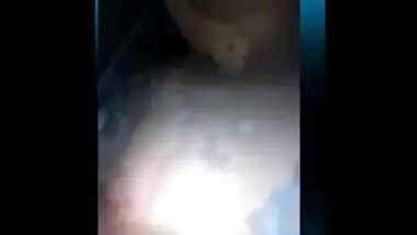 Hot housewife’s masturbation while her hubby sleeps