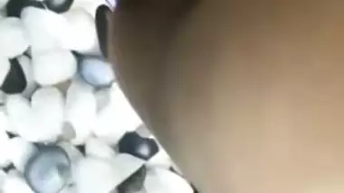 Boyfriend inserting beer bottle in GF pussy viral sex