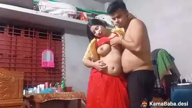 Pervert and his hot stepmom’s Assamese sex video
