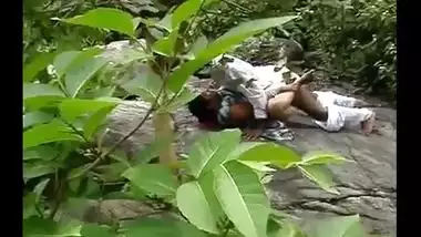 Peeping into couple’s outdoor sex