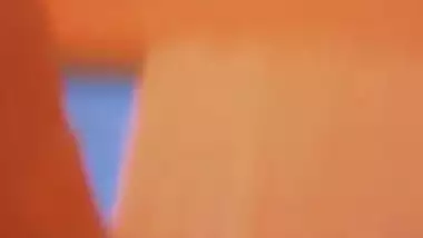 Tamil xxx MMS of an 18 yr old desi girl from a hotel room