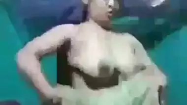 Bengali bhabhi after bath fingering pussy viral xxx