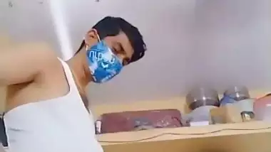 Beautiful wife’s desi sex MMS with her horny husband