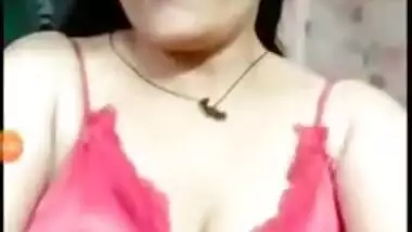Sexy Indian mature wife goes nude for her secret lover
