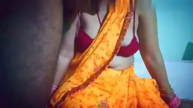 Stepbrother fucks his married stepsister in desi sex