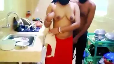 Fucked My Step Sister At Kitchen And Cum In Pussy