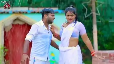 Hot bhojpuri song