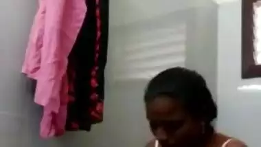 Telugu Aunty Showing her Boobs and Pussy To lover