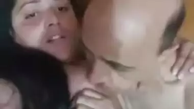 Desi Girl Sucking