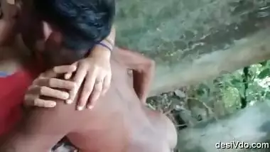 Cute girl outdoor fucking