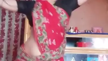 Sexy bhabi Dance Free pron (alon) 